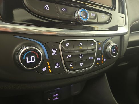 Certified 2022 Chevrolet Traverse RS w/ LPO, Floor Liner Package image 29