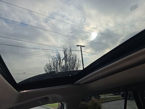 Certified 2025 Subaru Outback Onyx Edition XT image 18