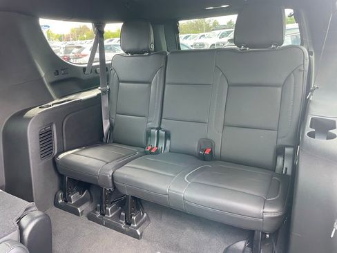 Used 2021 GMC Yukon XL Denali AWD/4WD image 9