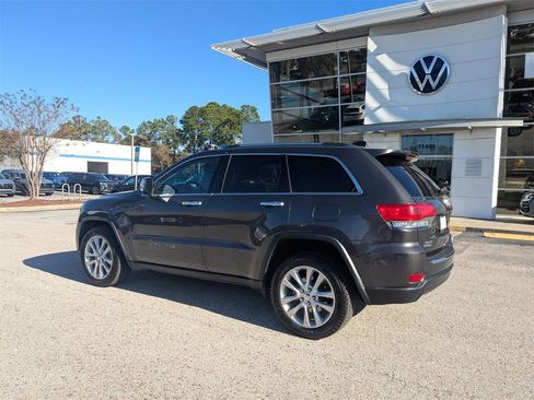Used 2017 Jeep Grand Cherokee Limited w/ Luxury Group II image 5