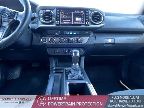 Used 2021 Toyota Tacoma TRD Sport image 3