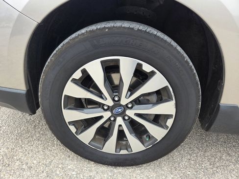 Used 2016 Subaru Outback 2.5i Limited image 8