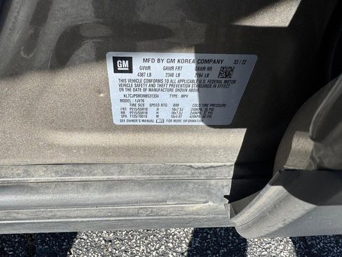 Used 2022 Chevrolet Trax LT w/ Sport Edition image 22