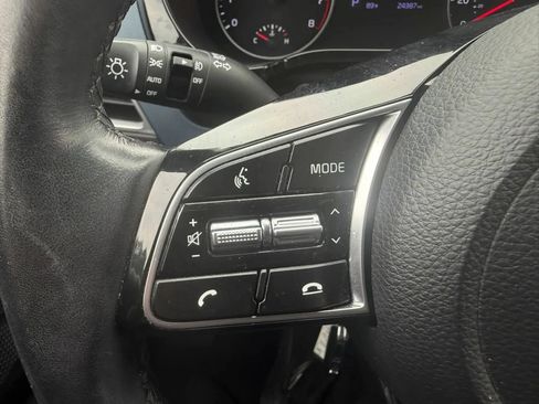 Used 2023 Kia Seltos S AWD/4WD image 13