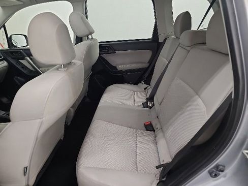 Used 2016 Subaru Forester 2.5i Premium w/ All-Weather Package AWD/4WD image 28