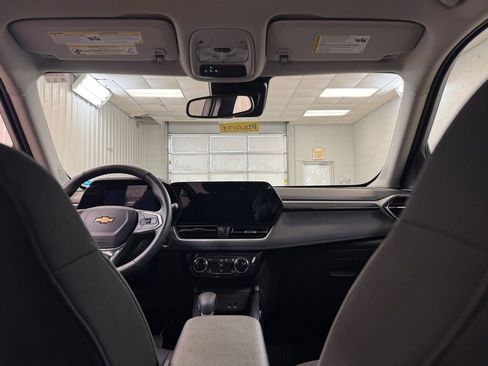 Used 2025 Chevrolet TrailBlazer LT w/ Convenience Package image 20