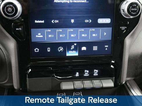 Used 2025 RAM 1500 Big Horn AWD/4WD image 22