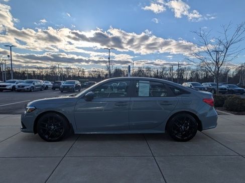 Certified 2022 Honda Civic Sport image 4