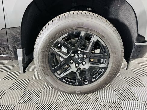Used 2026 Chevrolet Silverado 1500 Custom RWD image 28