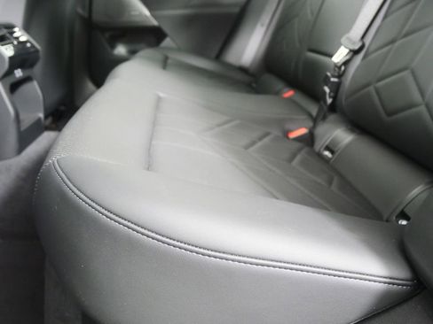 Certified 2025 BMW 530i image 15