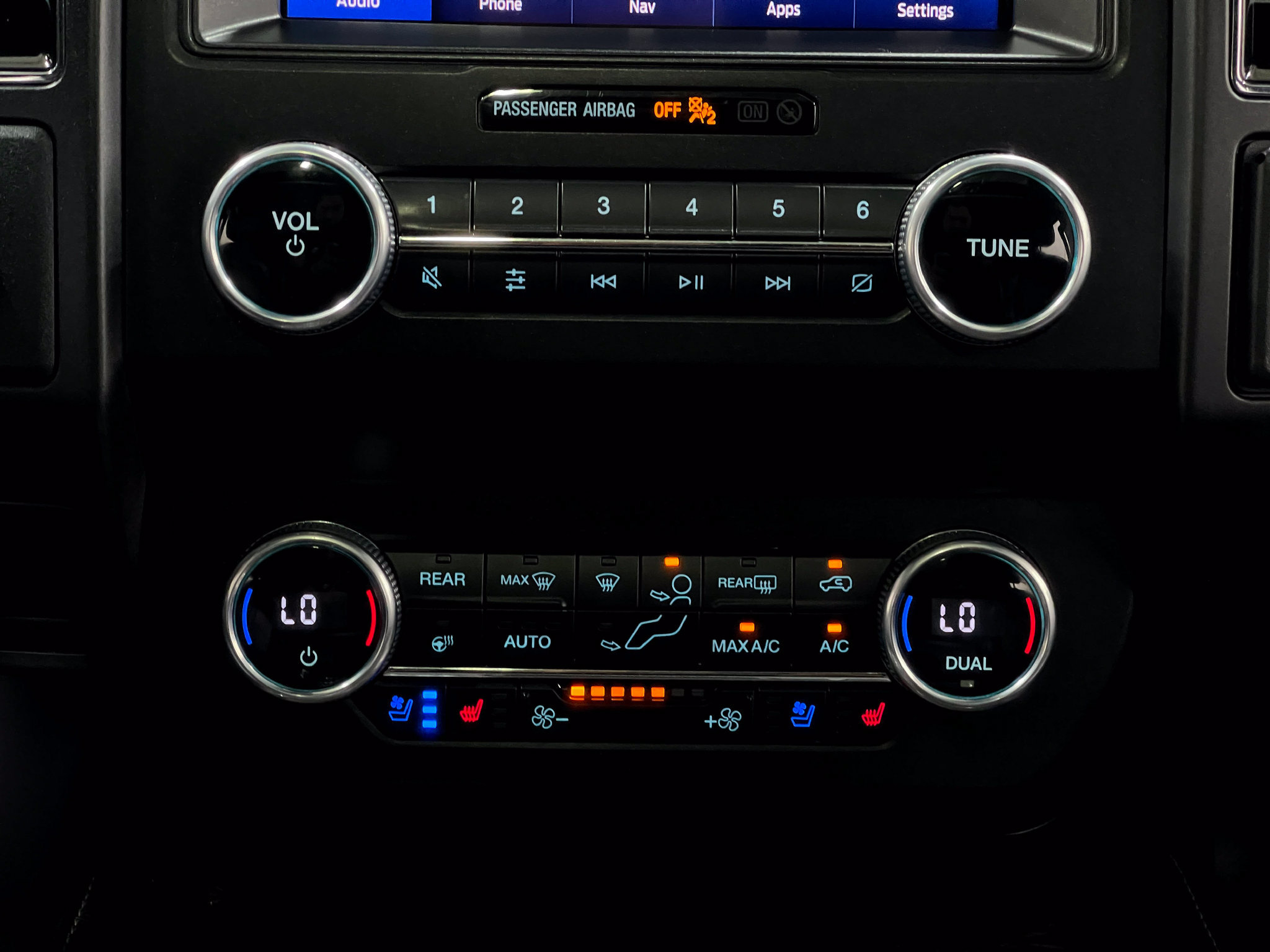 Used 2021 Ford Expedition Max Limited AWD/4WD image 25