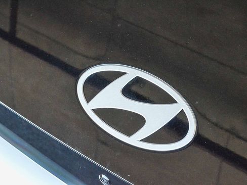 New 2026 Hyundai Ioniq 5 Limited image 12