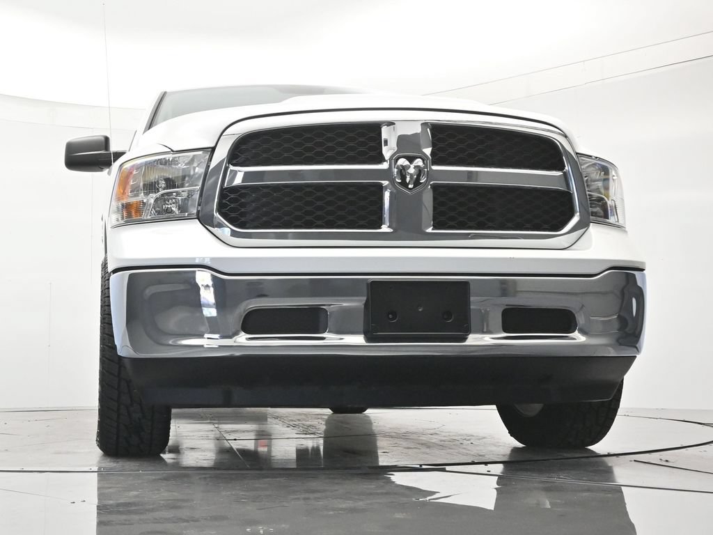 Used 2024 RAM 1500 Classic SLT AWD/4WD image 37