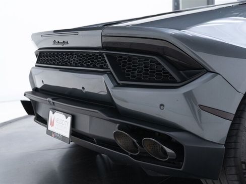 Used 2016 Lamborghini Huracan LP 580-2 RWD image 26