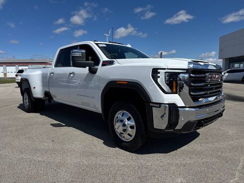 New 2026 GMC Sierra 3500 SLT w/ SLT Convenience Package AWD/4WD image 9