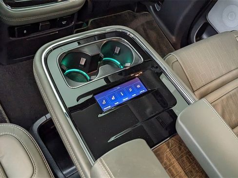 Used 2023 Lincoln Navigator Black Label image 38