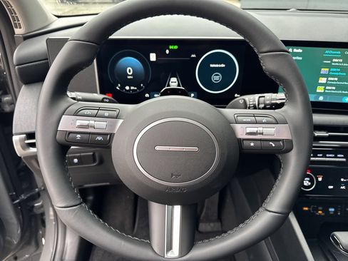 New 2026 Hyundai Tucson SEL image 3