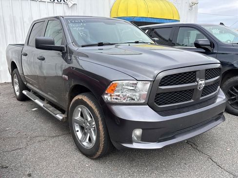 Used 2017 RAM 1500 Express image 5