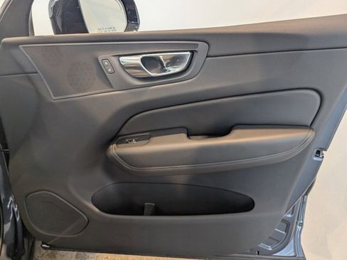 Used 2025 Volvo XC60 B5 Core w/ Protection Package Premier image 29