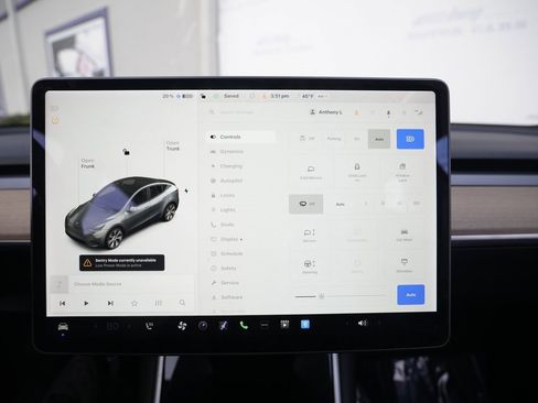 Used 2020 Tesla Model Y Long Range image 43