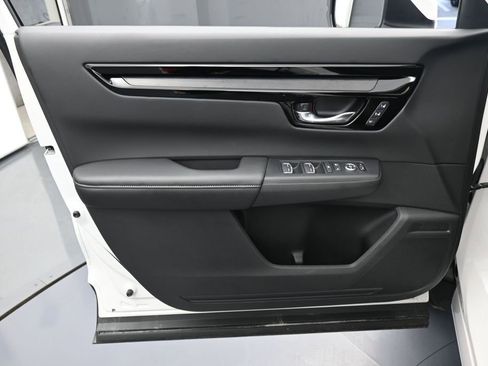Used 2026 Honda CR-V EX-L image 13