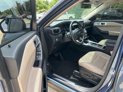 Used 2020 Ford Explorer Limited w/ Class III Trailer Tow Package RWD image 10