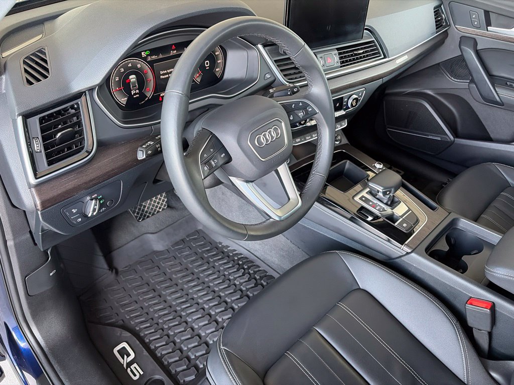 Used 2024 Audi Q5 2.0T Premium Plus w/ Premium Plus Package AWD/4WD image 10