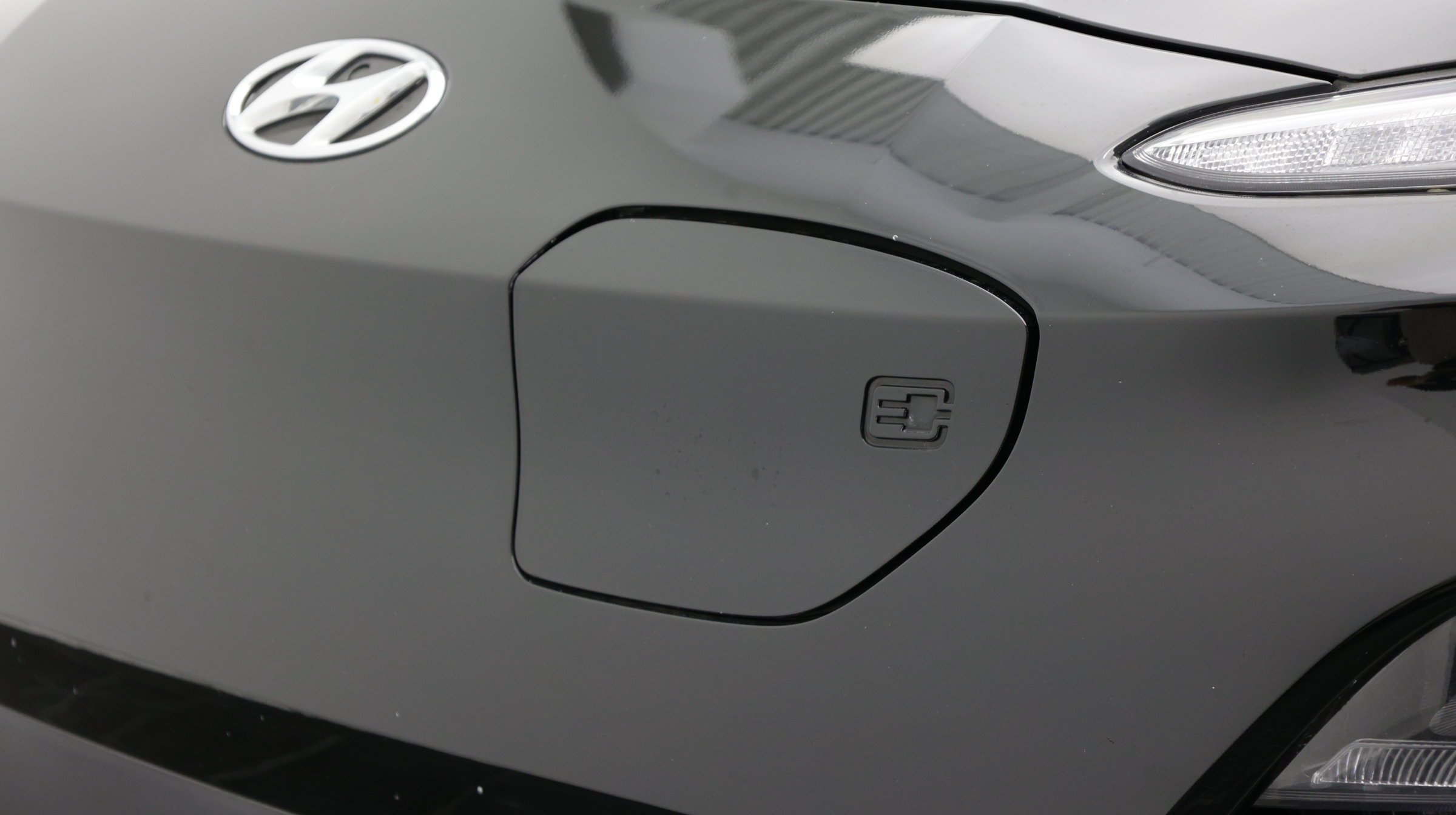 Used 2023 Hyundai Kona SE FWD image 8
