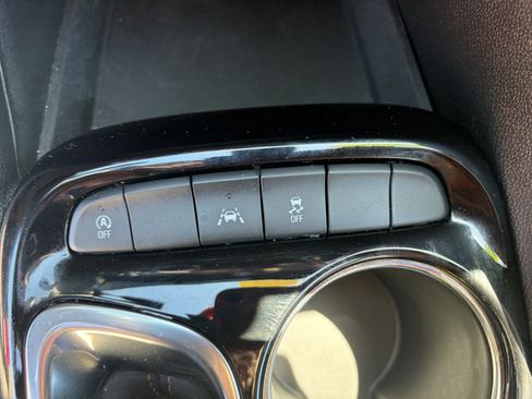 Used 2025 Buick Encore GX Preferred FWD image 13