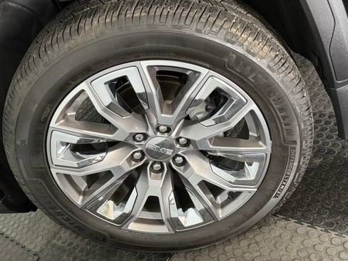 Used 2023 GMC Sierra 1500 Denali w/ Denali Reserve Package AWD/4WD image 13