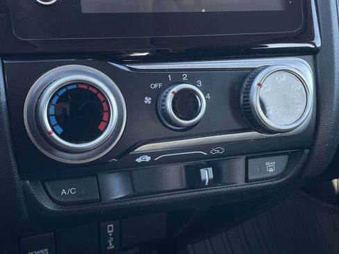 Used 2018 Honda Fit EX image 19