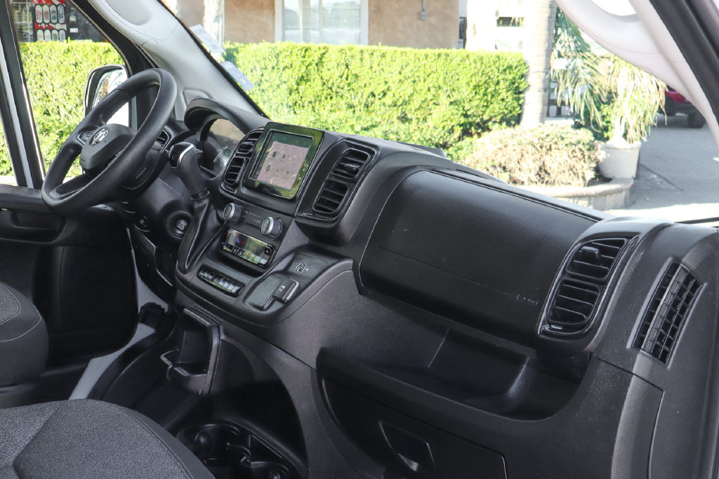 Used 2025 RAM ProMaster 2500 FWD image 34