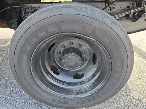 Used 2011 Ford F450 XL w/ XL Value Pkg image 24