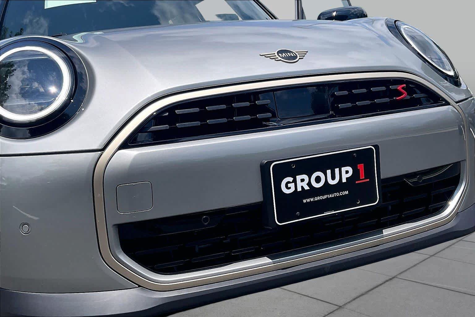 Used 2025 MINI Cooper S FWD image 8