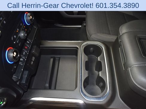 Used 2021 Chevrolet Silverado 1500 LT Trail Boss AWD/4WD image 14
