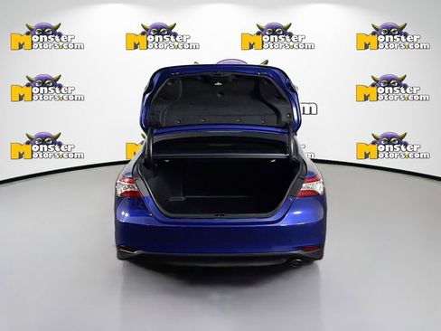 Used 2018 Toyota Camry L image 25