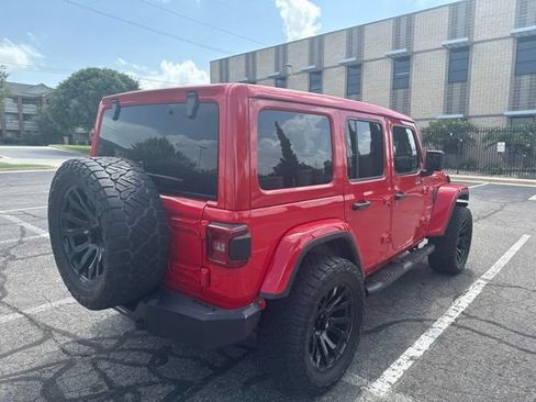 Used 2024 Jeep Wrangler Unlimited Sahara w/ Technology Group AWD/4WD image 5