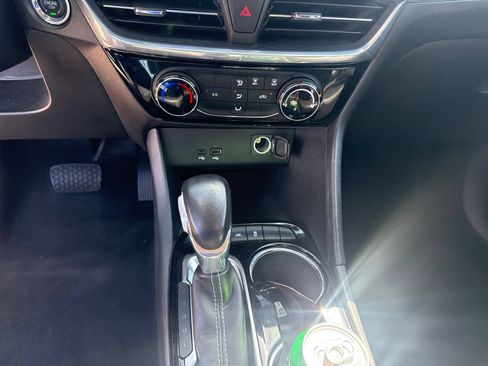 Used 2024 Buick Encore GX Sport Touring AWD/4WD image 21