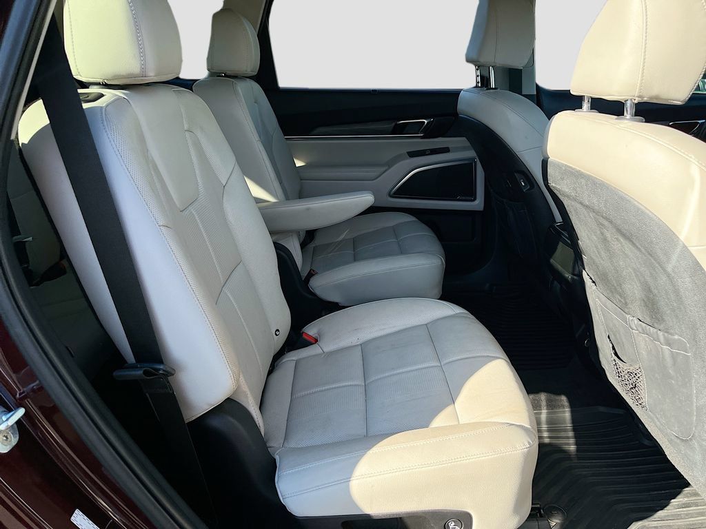 Used 2022 Kia Telluride SX w/ Nightfall Edition Package AWD/4WD image 30
