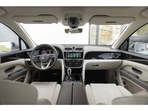 Certified 2023 Bentley Bentayga Speed AWD/4WD image 4