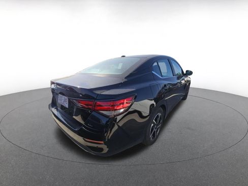 Used 2025 Nissan Sentra SV image 7