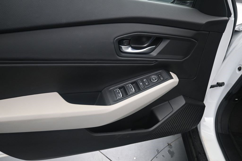 Used 2026 Honda Accord SE image 15