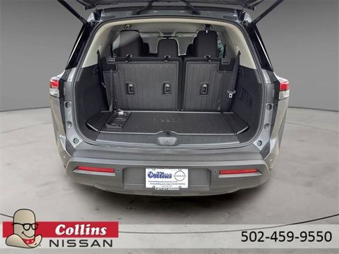 New 2025 Nissan Pathfinder SV w/ Cargo Package image 8