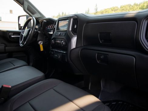 Used 2021 Chevrolet Silverado 2500 W/T w/ WT Convenience Package AWD/4WD image 17