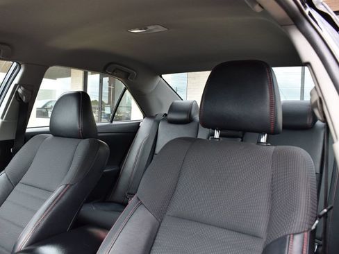 Used 2016 Toyota Camry SE FWD image 11