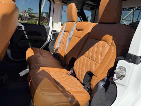 Used 2024 Jeep Wrangler Sahara w/ Safety Group image 24