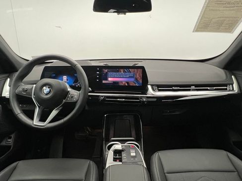 Certified 2025 BMW X1 xDrive28i image 10