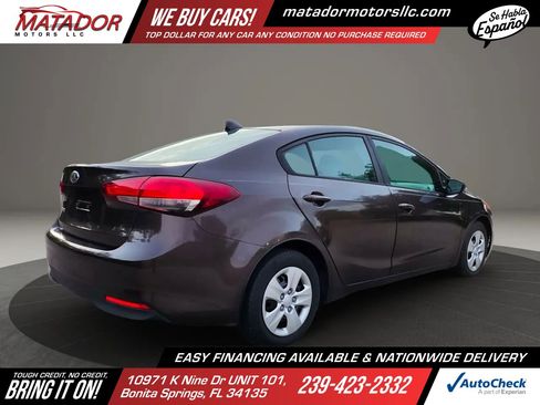 Used 2017 Kia Forte LX image 5