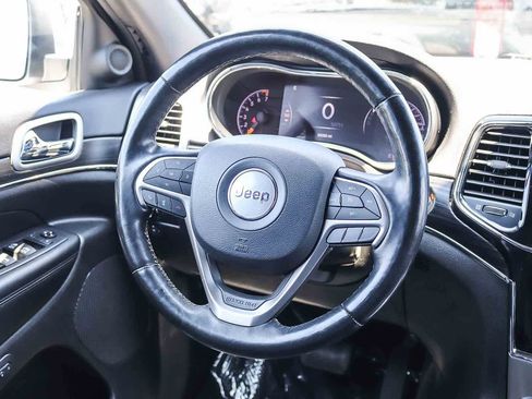 Used 2020 Jeep Grand Cherokee Limited RWD image 15