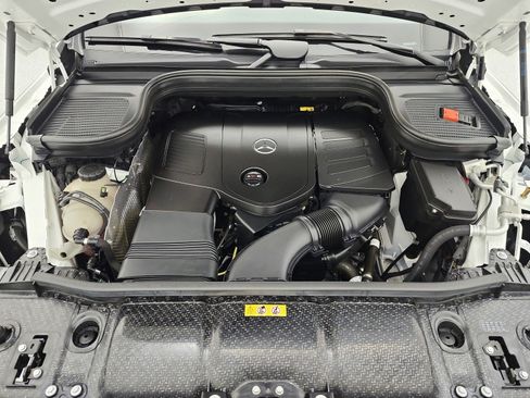 Used 2024 Mercedes-Benz GLE 350 4MATIC image 23